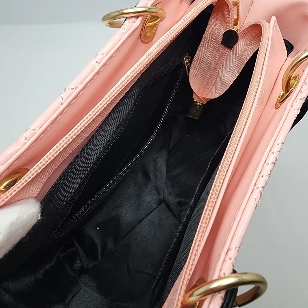 Quilted Heart Top Handle Handbag